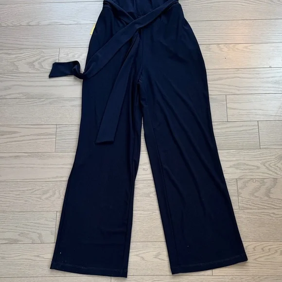 Size 2 Navy Blue LAURA Petites Sleeveless Jumpsuit - Picture 6 of 11